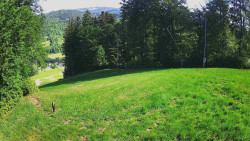 Prostřední část sjezdovky a snowpark