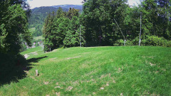 Prostřední část sjezdovky a snowpark