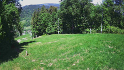 Prostřední část sjezdovky a snowpark