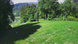 Prostřední část sjezdovky a snowpark