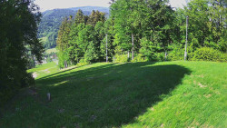 Prostřední část sjezdovky a snowpark
