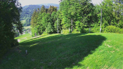 Prostřední část sjezdovky a snowpark