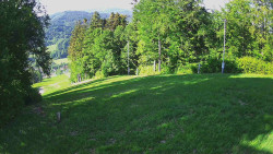 Prostřední část sjezdovky a snowpark