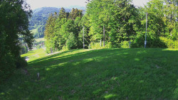 Prostřední část sjezdovky a snowpark