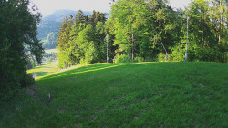 Prostřední část sjezdovky a snowpark