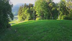 Prostřední část sjezdovky a snowpark