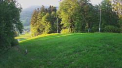 Prostřední část sjezdovky a snowpark