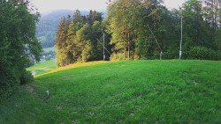 Prostřední část sjezdovky a snowpark