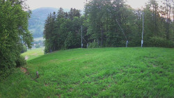 Prostřední část sjezdovky a snowpark
