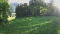 Prostřední část sjezdovky a snowpark