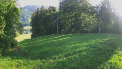 Prostřední část sjezdovky a snowpark