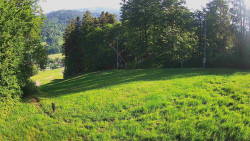 Prostřední část sjezdovky a snowpark