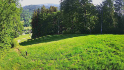 Prostřední část sjezdovky a snowpark