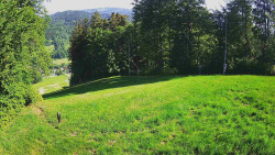 Prostřední část sjezdovky a snowpark