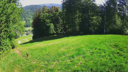 Prostřední část sjezdovky a snowpark
