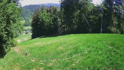 Prostřední část sjezdovky a snowpark