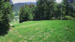 Prostřední část sjezdovky a snowpark