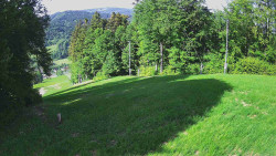 Prostřední část sjezdovky a snowpark