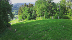 Prostřední část sjezdovky a snowpark