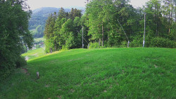 Prostřední část sjezdovky a snowpark