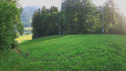 Prostřední část sjezdovky a snowpark