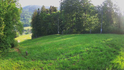 Prostřední část sjezdovky a snowpark