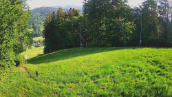 Prostřední část sjezdovky a snowpark