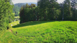 Prostřední část sjezdovky a snowpark