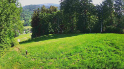 Prostřední část sjezdovky a snowpark