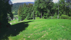 Prostřední část sjezdovky a snowpark
