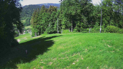 Prostřední část sjezdovky a snowpark