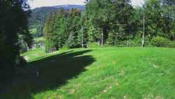 Prostřední část sjezdovky a snowpark