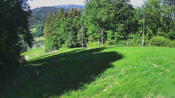 Prostřední část sjezdovky a snowpark