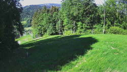 Prostřední část sjezdovky a snowpark