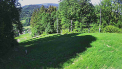 Prostřední část sjezdovky a snowpark