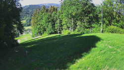 Prostřední část sjezdovky a snowpark