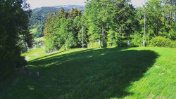 Prostřední část sjezdovky a snowpark