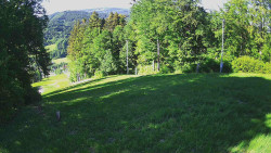 Prostřední část sjezdovky a snowpark