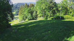 Prostřední část sjezdovky a snowpark