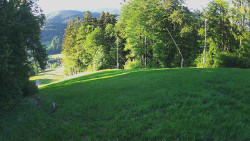 Prostřední část sjezdovky a snowpark
