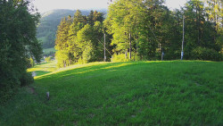 Prostřední část sjezdovky a snowpark