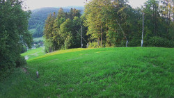 Prostřední část sjezdovky a snowpark
