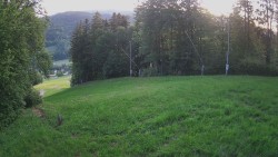 Prostřední část sjezdovky a snowpark