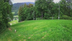 Prostřední část sjezdovky a snowpark