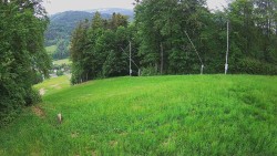 Prostřední část sjezdovky a snowpark