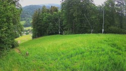 Prostřední část sjezdovky a snowpark