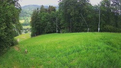 Prostřední část sjezdovky a snowpark