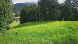 Prostřední část sjezdovky a snowpark