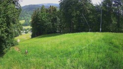 Prostřední část sjezdovky a snowpark
