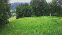Prostřední část sjezdovky a snowpark